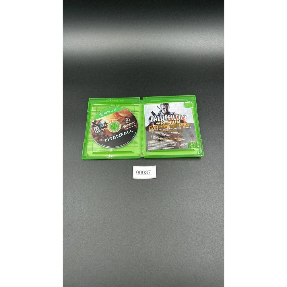 Titanfall Xbox One Electronic Arts Respawn Entertainment Action Game CIB